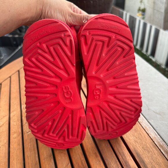 UGG Kids Suede & Sheepskin Booties Size 1 - Picture 5 of 6